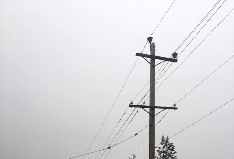 Downed power lines, single lane alternating on Highway 3A