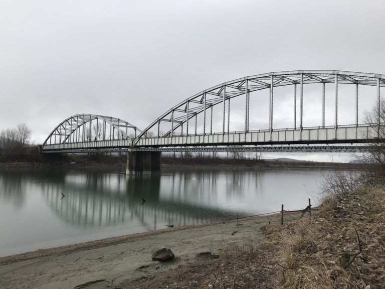 Kootenay River Bridge work complete