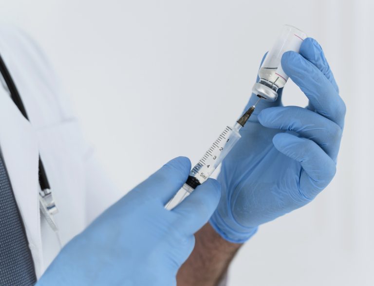 Vaccine verification mandated for BC service workers