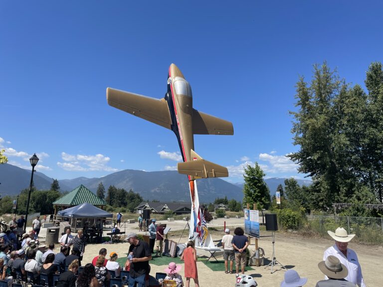 Three plaques join jet display in Creston