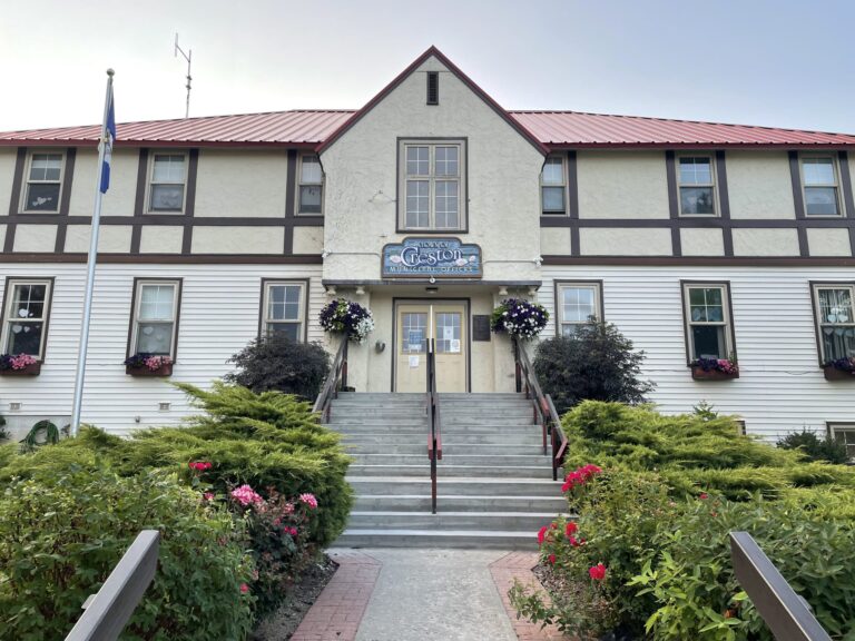 Local Mayors react to Kootenay-Central election results